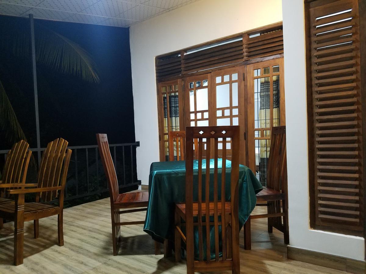 Yashumi Homestay Дамбулла Экстерьер фото